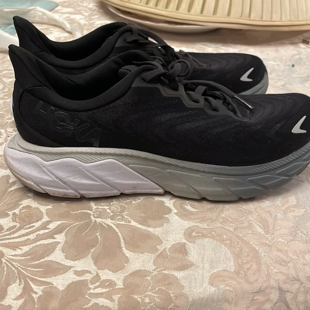 Hoka Women's Black White soles Athletic Shoes Sneakers 8 - Picture 2 of 6